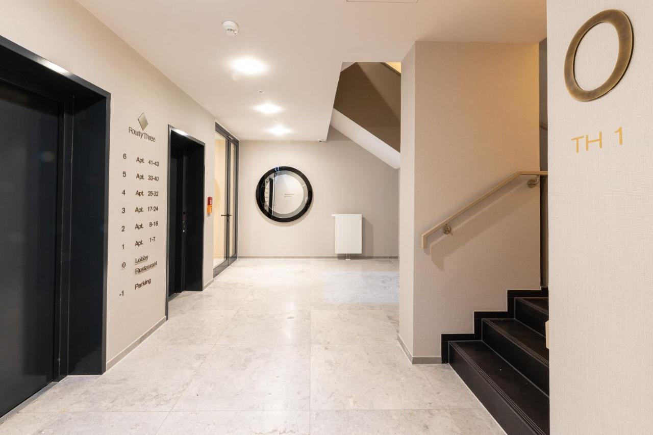 Fourty Three Luxury Serviced Apartments Düsseldorf Exterior foto The interior of the building